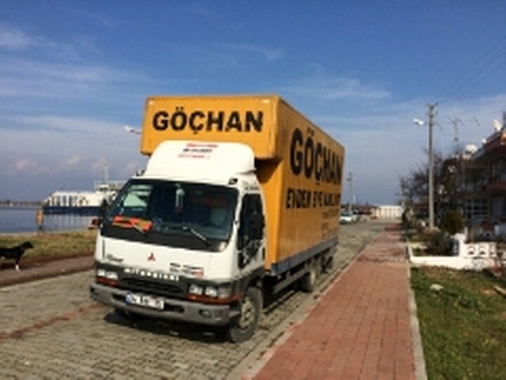 Ataşehir Ev Eşyası Taşıma